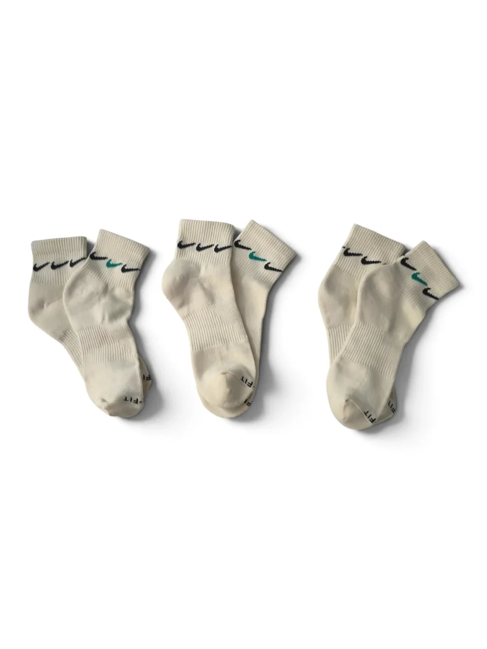 3 pair Nike Everyday Plus Cushioned Ankle Socks Cream Size Large - Unisex - NEW